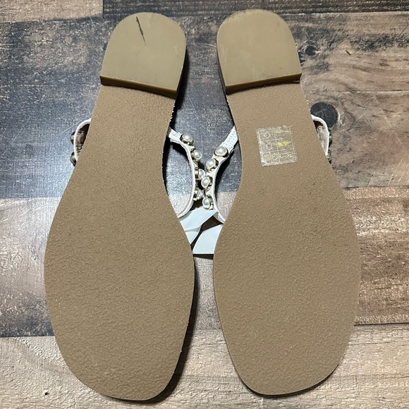 Jack Rogers Sandpiper Bowl Pearl Embellished Sandals - Picture 3 of 7